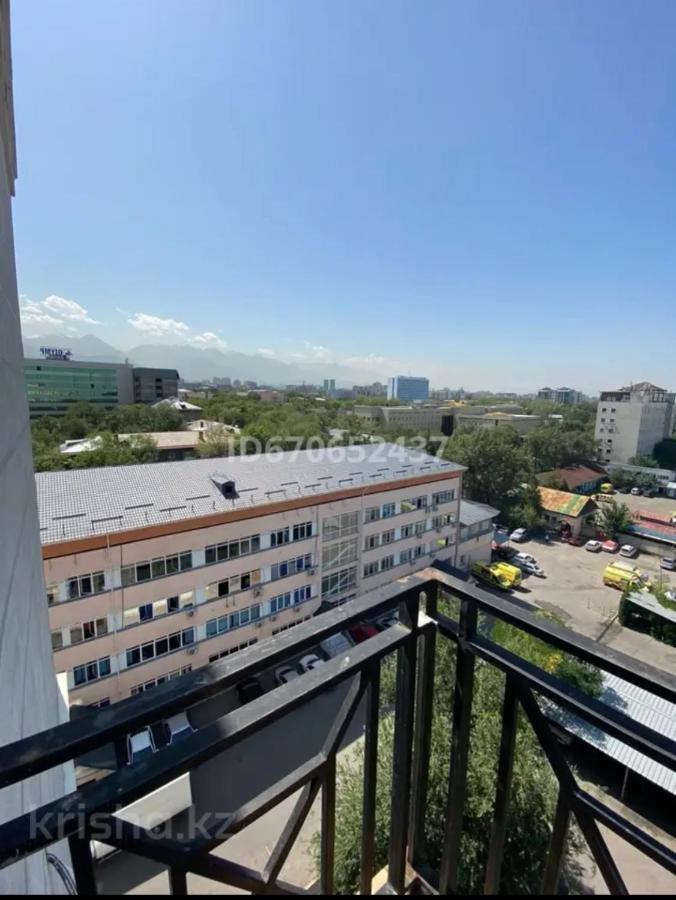 Студия В Центре Города, В «Золотом Квадрате» Almatý Exterior foto
